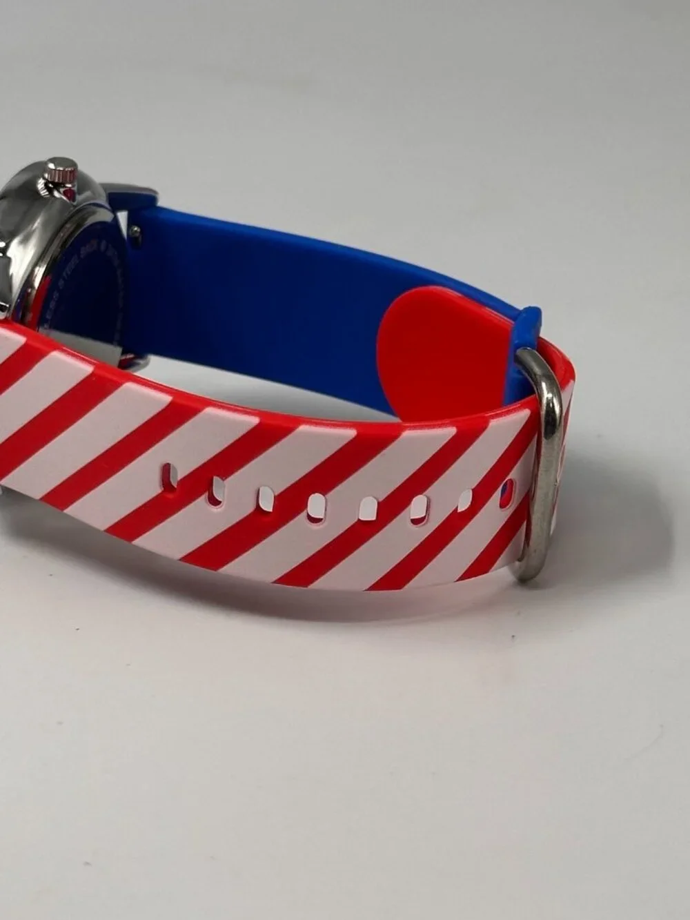 Patriotic Women Watch Silver Tone Red White Stars Stripes Band New Battery